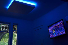 BLUE LOUNGE ☆ LAFONTAINE PARK ☆ TV CABLE
